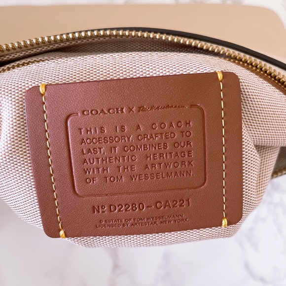 Coach x Tom Wesselmann Large Turnlock Wristlet - Picture 8 of 8